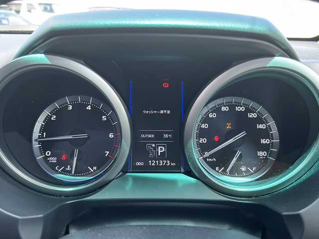 トヨタ ランドクルーザー プラド TX Lパッケージ 佐賀県 2014(平26)年 12.2万km ブラック 純正ナビ(CN-RE05WD)/Bluetooth/CD/DVD/USB/クルーズコントロール/地デジテレビ/ガラスルーフ/衝突軽減システム/レーンアシスト/前席シートヒーター/前席パワーシート/LEDオートライト/オートエアコン/ETC/スペアキー/純正フロアマット/純正アルミホイール/保証書/取扱説明書