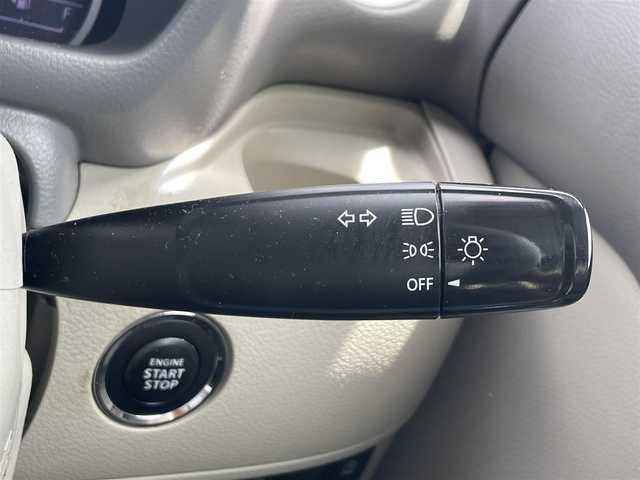 マツダ フレアワゴン XS 滋賀県 2016(平28)年 11.1万km クリスタルホワイトP 社外ナビ/(Bluetooth/フルセグ/CD/DVD/iPod)/衝突軽減ブレーキ/レーンキープアシスト/片側パワースライドドア/アイドリングストップ/D席シートヒーター/前後ドライブレコーダー/AAC