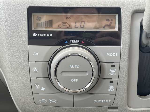 マツダ フレアワゴン XS 滋賀県 2016(平28)年 11.1万km クリスタルホワイトP 社外ナビ/(Bluetooth/フルセグ/CD/DVD/iPod)/衝突軽減ブレーキ/レーンキープアシスト/片側パワースライドドア/アイドリングストップ/D席シートヒーター/前後ドライブレコーダー/AAC