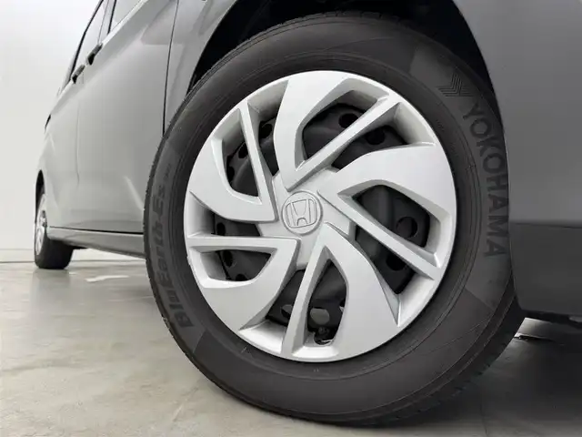ホンダ フリード G ホンダセンシング 福岡県 2019(平31)年 6.2万km プレミアムスパークルブラックパール 社外ナビ（ＢＴ，ＴＶ）　/バックカメラ　/ビルトインＥＴＣ　/前後ドラレコ　/アダプティブクルコン　/ホンダセンシング　/レーンキープ　/先行車発進お知らせ　/ＥＣＯＮ　/アイドリングストップ　/両側電動スライドドア
