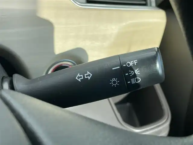 ホンダ フリード G ホンダセンシング 千葉県 2019(平31)年 6.3万km プレミアムスパークルブラックパール ホンダセンシング/・衝突軽減ブレーキ/レーンキープアシスト/・レーダークルーズコントロール/先行車発進お知らせ/・誤発進抑制/標識認識/社外ナビ(CN-E310D)/・ワンセグ/BT/CD/バックカメラ/ステアリングスイッチ/ETC/両側パワースライドドア/LEDヘッドライト/スマートキー/プッシュスタート/純正フロアマット