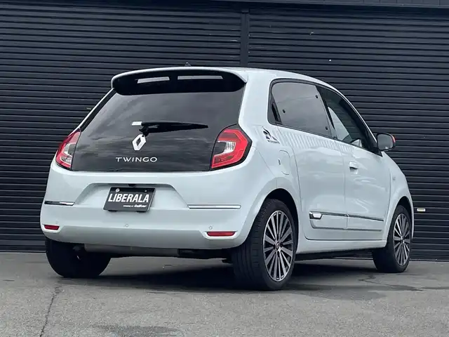 ルノー トゥインゴ ルコックスポルティフ 三重県 2020(令2)年 1.1万km パール Carplay/バックカメラ/純正16インチアルミホイール/シートヒーター/ハーフレザーシート/ETC車載器/Bluetooth接続/AUX/USB/アイドリングストップ/オートライト/クルコン