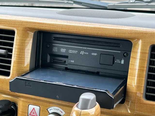 マツダ スクラム ワゴン PZターボ 大阪府 2013(平25)年 6万km ホワイトパール (株)IDOMが運営する【じしゃロン東大阪店】の自社ローン専用車両になりますこちらは現金またはオートローンご利用時の価格です。自社ローンご希望の方は別途その旨お申付け下さい/社外ナビ/フルセグナビ/CD/DVD再生/ETC/前方ドライブレコーダー/片側パワースライドドア/盗難防止装置/リモコンキー/スペアキー１本/社外14インチアルミホイール/純正フロアマット/取説
