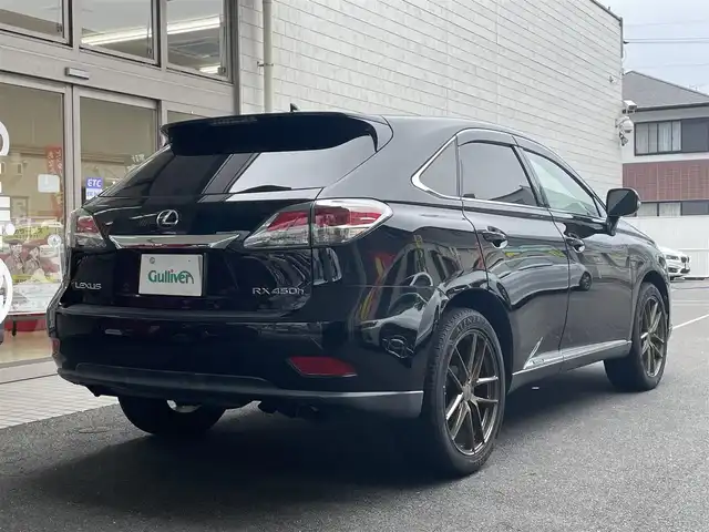 レクサス ＲＸ 450h バージョンL 愛知県 2012(平24)年 11.1万km ブラック ムーンルーフ〈MOP〉/ブラックレザーシート/純正HDDナビゲーションシステム/DVD／Bluetooth／地デジTV/マークレビンソンプレミアムサウンドシステム/リアシートエンターテイメントシステム〈MOP〉/純正フロントエアロバンパー〈MOP〉/クリアランスソナー〈MOP〉/バックカメラ/前席メモリ付パワーシート/前席シートヒーター＆ベンチレーション/ウッドコンビステアリング/純正LEDヘッドライト/クルーズコントロール/ビルトインETC/エンジンスターター＆カードキー有/社外20インチ鍛造AW/〈BRIDGESTONE PRODRIVE〉