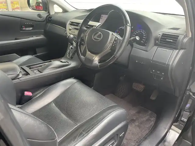 レクサス ＲＸ 450h バージョンL 愛知県 2012(平24)年 11.1万km ブラック ムーンルーフ〈MOP〉/ブラックレザーシート/純正HDDナビゲーションシステム/DVD／Bluetooth／地デジTV/マークレビンソンプレミアムサウンドシステム/リアシートエンターテイメントシステム〈MOP〉/純正フロントエアロバンパー〈MOP〉/クリアランスソナー〈MOP〉/バックカメラ/前席メモリ付パワーシート/前席シートヒーター＆ベンチレーション/ウッドコンビステアリング/純正LEDヘッドライト/クルーズコントロール/ビルトインETC/エンジンスターター＆カードキー有/社外20インチ鍛造AW/〈BRIDGESTONE PRODRIVE〉