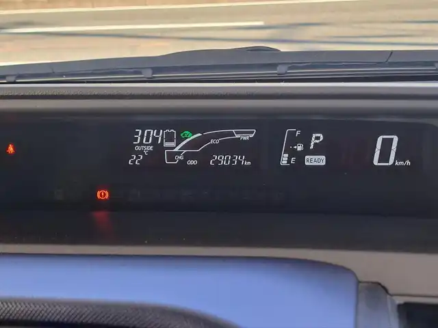 トヨタ アクア S 大阪府 2015(平27)年 2.9万km ライムホワイトパールクリスタルシャイン /禁煙//ワンオーナー//純正SDナビ【NSZN-W64T】//・CD/DVD/SD/フルTV/Bluetooth//バックカメラ//ステアリングスイッチ//ETC//プッシュスタート//スマートキーｘ２//ウィンカーミラー