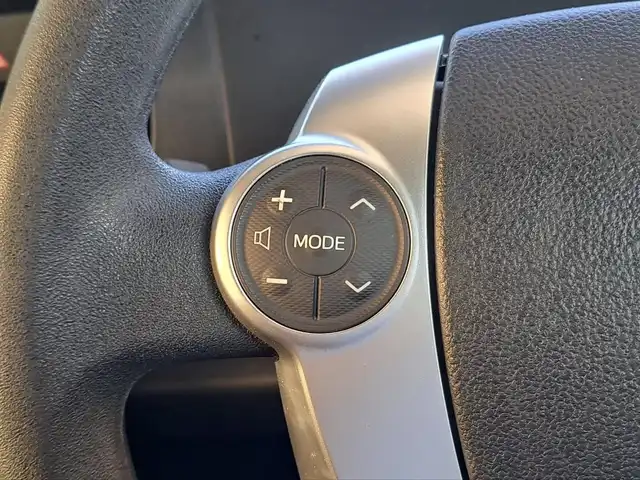 トヨタ アクア S 大阪府 2015(平27)年 2.9万km ライムホワイトパールクリスタルシャイン /禁煙//ワンオーナー//純正SDナビ【NSZN-W64T】//・CD/DVD/SD/フルTV/Bluetooth//バックカメラ//ステアリングスイッチ//ETC//プッシュスタート//スマートキーｘ２//ウィンカーミラー