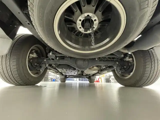 トヨタ ランドクルーザー プラド TX Lパッケージ マットブラED 滋賀県 2022(令4)年 3.3万km ブラック 純正９インチナビ/バックカメラ/サンルーフ/レーダークルーズコントロール/前後ドライブレコーダー/コーナーセンサー/パワーシート/ETC/MTモード付AT/電動格納サードシート/本革シート/シートヒーター/ベンチレーション/ルーフレール/オートライト/オートハイビーム/LEDヘッドライト