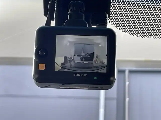 トヨタ ランドクルーザー プラド TX Lパッケージ マットブラED 滋賀県 2022(令4)年 3.3万km ブラック 純正９インチナビ/バックカメラ/サンルーフ/レーダークルーズコントロール/前後ドライブレコーダー/コーナーセンサー/パワーシート/ETC/MTモード付AT/電動格納サードシート/本革シート/シートヒーター/ベンチレーション/ルーフレール/オートライト/オートハイビーム/LEDヘッドライト