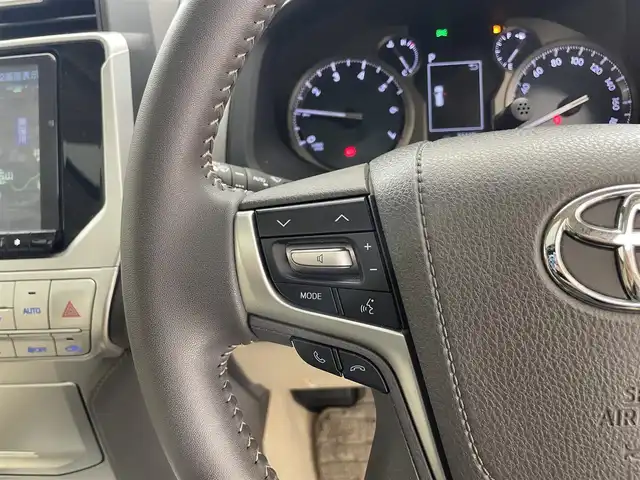 トヨタ ランドクルーザー プラド TX Lパッケージ マットブラED 滋賀県 2022(令4)年 3.3万km ブラック 純正９インチナビ/バックカメラ/サンルーフ/レーダークルーズコントロール/前後ドライブレコーダー/コーナーセンサー/パワーシート/ETC/MTモード付AT/電動格納サードシート/本革シート/シートヒーター/ベンチレーション/ルーフレール/オートライト/オートハイビーム/LEDヘッドライト