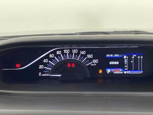 スズキ ソリオ HV MZ 埼玉県 2021(令3)年 1.5万km スターシルバーメタリック 純正8インチナビ/　（AM/FM/iPod/Bluetooth/SD/CD/DVD）/アラウンドビューモニター/フルセグテレビ/ビルトインETC/純正ドライブレコーダー/シートヒーター/ヘッドアップディスプレイ/両側パワースライドドア/衝突被害軽減ブレーキ/クルーズコントロール/レーンアシスト/コーナーセンサー/サーキュレーター/純正フロアマット/純正アルミホイール/LEDヘッドライト/フォグランプ/プッシュスタート