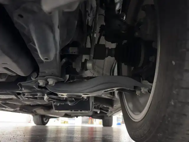 トヨタ アルファード S タイプゴールド 三重県 2020(令2)年 3.6万km ホワイトパールクリスタルシャイン ガソリン/FF/MTモード付インパネCVT/純正 9インチディスプレイオーディオ（ナビ搭載）/（AM/FM/CD・DVD*/USB/iPod/Bluetooth/TV*/Miracast/AppleCarPlay/AndroidAuto）*…OP/12.1インチ 後席モニター V12T-R68C/モデリスタエアロ/・フロントバンパースポイラー、リヤスカート、ヘッドライトガーニッシュ、モデリスタスポーツマフラー/バックガイドモニター/両側パワースライドドア/ドライブレコーダー 前後/ETC/Toyota Safety Sense/●プリクラッシュセーフティ/●レーントレーシングアシスト/●レーダークルコン/●ロードサインアシスト/●アダプティブハイビームシステム/・先行車発進告知機能/・クリアランスソナー/・パーキングサポートブレーキ（前後静止物）/・など/装備/3眼LEDヘッドランプ（専用加飾）/・ハーフレザーシート/・左右＆後席独立オートエアコン/・パワーバックドア/・オットマンシート（2nd）/・AC100Vコンセント（100W）/・ステアリングスイッチ/・電子パーキングブレーキ＆ブレーキホールド/・オートライト/・純正18inAW/・保/取/ナビ取/・スマートキーx1/など