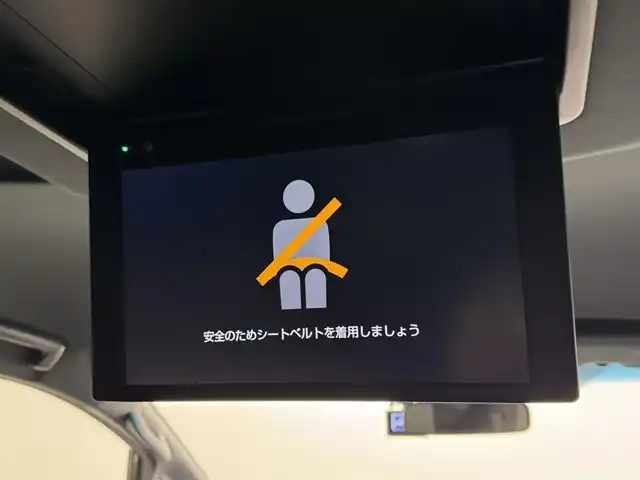 トヨタ アルファード S タイプゴールド 三重県 2020(令2)年 3.6万km ホワイトパールクリスタルシャイン ガソリン/FF/MTモード付インパネCVT/純正 9インチディスプレイオーディオ（ナビ搭載）/（AM/FM/CD・DVD*/USB/iPod/Bluetooth/TV*/Miracast/AppleCarPlay/AndroidAuto）*…OP/12.1インチ 後席モニター V12T-R68C/モデリスタエアロ/・フロントバンパースポイラー、リヤスカート、ヘッドライトガーニッシュ、モデリスタスポーツマフラー/バックガイドモニター/両側パワースライドドア/ドライブレコーダー 前後/ETC/Toyota Safety Sense/●プリクラッシュセーフティ/●レーントレーシングアシスト/●レーダークルコン/●ロードサインアシスト/●アダプティブハイビームシステム/・先行車発進告知機能/・クリアランスソナー/・パーキングサポートブレーキ（前後静止物）/・など/装備/3眼LEDヘッドランプ（専用加飾）/・ハーフレザーシート/・左右＆後席独立オートエアコン/・パワーバックドア/・オットマンシート（2nd）/・AC100Vコンセント（100W）/・ステアリングスイッチ/・電子パーキングブレーキ＆ブレーキホールド/・オートライト/・純正18inAW/・保/取/ナビ取/・スマートキーx1/など