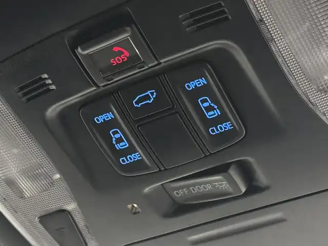 トヨタ アルファード S タイプゴールド 三重県 2020(令2)年 3.6万km ホワイトパールクリスタルシャイン ガソリン/FF/MTモード付インパネCVT/純正 9インチディスプレイオーディオ（ナビ搭載）/（AM/FM/CD・DVD*/USB/iPod/Bluetooth/TV*/Miracast/AppleCarPlay/AndroidAuto）*…OP/12.1インチ 後席モニター V12T-R68C/モデリスタエアロ/・フロントバンパースポイラー、リヤスカート、ヘッドライトガーニッシュ、モデリスタスポーツマフラー/バックガイドモニター/両側パワースライドドア/ドライブレコーダー 前後/ETC/Toyota Safety Sense/●プリクラッシュセーフティ/●レーントレーシングアシスト/●レーダークルコン/●ロードサインアシスト/●アダプティブハイビームシステム/・先行車発進告知機能/・クリアランスソナー/・パーキングサポートブレーキ（前後静止物）/・など/装備/3眼LEDヘッドランプ（専用加飾）/・ハーフレザーシート/・左右＆後席独立オートエアコン/・パワーバックドア/・オットマンシート（2nd）/・AC100Vコンセント（100W）/・ステアリングスイッチ/・電子パーキングブレーキ＆ブレーキホールド/・オートライト/・純正18inAW/・保/取/ナビ取/・スマートキーx1/など