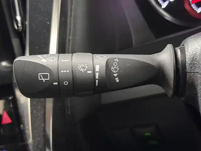 トヨタ アルファード S タイプゴールド 三重県 2020(令2)年 3.6万km ホワイトパールクリスタルシャイン ガソリン/FF/MTモード付インパネCVT/純正 9インチディスプレイオーディオ（ナビ搭載）/（AM/FM/CD・DVD*/USB/iPod/Bluetooth/TV*/Miracast/AppleCarPlay/AndroidAuto）*…OP/12.1インチ 後席モニター V12T-R68C/モデリスタエアロ/・フロントバンパースポイラー、リヤスカート、ヘッドライトガーニッシュ、モデリスタスポーツマフラー/バックガイドモニター/両側パワースライドドア/ドライブレコーダー 前後/ETC/Toyota Safety Sense/●プリクラッシュセーフティ/●レーントレーシングアシスト/●レーダークルコン/●ロードサインアシスト/●アダプティブハイビームシステム/・先行車発進告知機能/・クリアランスソナー/・パーキングサポートブレーキ（前後静止物）/・など/装備/3眼LEDヘッドランプ（専用加飾）/・ハーフレザーシート/・左右＆後席独立オートエアコン/・パワーバックドア/・オットマンシート（2nd）/・AC100Vコンセント（100W）/・ステアリングスイッチ/・電子パーキングブレーキ＆ブレーキホールド/・オートライト/・純正18inAW/・保/取/ナビ取/・スマートキーx1/など