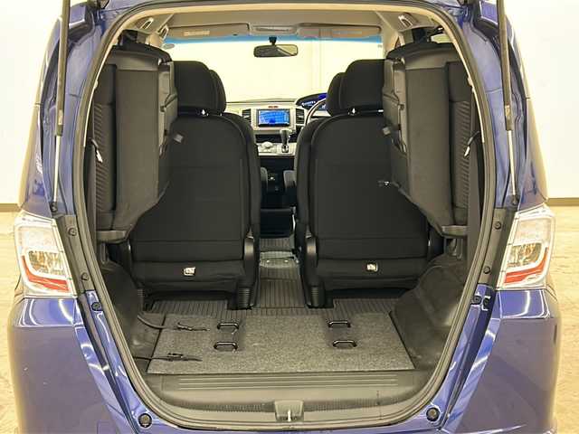 ホンダ フリード ハイブリット ジャストセレクション 道央・札幌 2013(平25)年 6.9万km コバルトブルーパール メモリナビ//ワンセグテレビ//バックカメラ//クルーズコントロール//ドアバイザー//両側パワースライドドア//オートライト//パワーウィンドウ