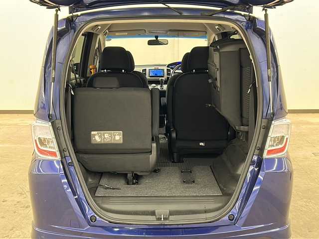 ホンダ フリード ハイブリット ジャストセレクション 道央・札幌 2013(平25)年 6.9万km コバルトブルーパール メモリナビ//ワンセグテレビ//バックカメラ//クルーズコントロール//ドアバイザー//両側パワースライドドア//オートライト//パワーウィンドウ