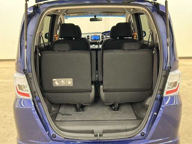 ホンダ フリード ハイブリット ジャストセレクション 道央・札幌 2013(平25)年 6.9万km コバルトブルーパール メモリナビ//ワンセグテレビ//バックカメラ//クルーズコントロール//ドアバイザー//両側パワースライドドア//オートライト//パワーウィンドウ