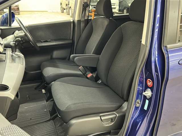 ホンダ フリード ハイブリット ジャストセレクション 道央・札幌 2013(平25)年 6.9万km コバルトブルーパール メモリナビ//ワンセグテレビ//バックカメラ//クルーズコントロール//ドアバイザー//両側パワースライドドア//オートライト//パワーウィンドウ