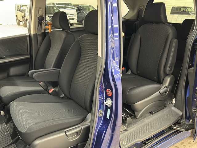 ホンダ フリード ハイブリット ジャストセレクション 道央・札幌 2013(平25)年 6.9万km コバルトブルーパール メモリナビ//ワンセグテレビ//バックカメラ//クルーズコントロール//ドアバイザー//両側パワースライドドア//オートライト//パワーウィンドウ