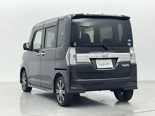 ダイハツ タント カスタム RS トップED SAⅡ 熊本県 2016(平28)年 6万km ブラックマイカメタリック 社外ナビCN-RC03WD（ＣＤ・ＤＶＤ・フルセグ・BT・ＳＤ・ｉｐｏｄ）バックカメラ　/両側パワースライドドア　/衝突軽減ブレーキ/横滑り防止/アイドリングストップ/ドアバイザー/ハーフレザーシート　/純正フロアマット　/オートライト　/ＬＥＤヘッドライト　/フォグランプ　/スマートキー/プッシュスタート