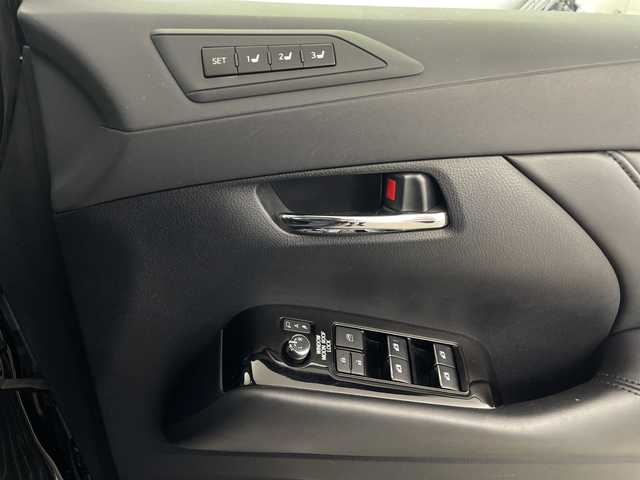 トヨタ アルファード S Cパッケージ 鹿児島県 2020(令2)年 5.9万km 黒 純正10.5インチメーカーナビ/【AM/FM/CD/DVD/Bluetooth/フルセグTV】/JBLサウンドシステム/純正フリップダウンモニター/モデリスタフルエアロ/モデリスタカットマフラー/ドライブレコーダー/パノラミックビューモニター/デジタルインナーミラー/ビルトインETC2.0/トヨタセーフティセンス/・プリクラッシュセーフティ/・レーントレーシングアシスト/・レーダークルーズコントロール/・オートマチックハイビーム/・ロードサインアシスト/・リアクロストラフィックアラート/・ブラインドスポットモニター/・インテリジェントクリアランスソナー/・インテリジェントパーキングアシスト/・先行車発進お知らせ機能/両側パワースライドドア/パワーバックドア/電格ウィンカーミラー/オートブレーキホールド/ドアバイザー/ステアリングヒーター/D/N席2列目シート/ヒーター・エアシート/D/N席列目シート/パワーシート/レザーシート/フロアマット/純正18インチAW/オートライト