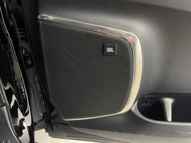 トヨタ アルファード S Cパッケージ 鹿児島県 2020(令2)年 5.9万km 黒 純正10.5インチメーカーナビ/【AM/FM/CD/DVD/Bluetooth/フルセグTV】/JBLサウンドシステム/純正フリップダウンモニター/モデリスタフルエアロ/モデリスタカットマフラー/ドライブレコーダー/パノラミックビューモニター/デジタルインナーミラー/ビルトインETC2.0/トヨタセーフティセンス/・プリクラッシュセーフティ/・レーントレーシングアシスト/・レーダークルーズコントロール/・オートマチックハイビーム/・ロードサインアシスト/・リアクロストラフィックアラート/・ブラインドスポットモニター/・インテリジェントクリアランスソナー/・インテリジェントパーキングアシスト/・先行車発進お知らせ機能/両側パワースライドドア/パワーバックドア/電格ウィンカーミラー/オートブレーキホールド/ドアバイザー/ステアリングヒーター/D/N席2列目シート/ヒーター・エアシート/D/N席列目シート/パワーシート/レザーシート/フロアマット/純正18インチAW/オートライト