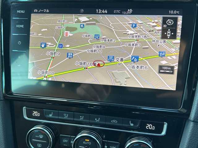 フォルクスワーゲン ゴルフ ヴァリアント ディナウディオED 愛知県 2018(平30)年 8万km インジウムグレーメタリッ ・禁煙車/・純正ナビ/フルセグTV/・ディナウディオサウンド/・バックカメラ/・ビルトインETC/・ジュークボックス/・Bluetooth/・フロントアシスト/・リアトラフィックアラート/・ブラインドスポット/・レーンアシスト/・ACC/・電子パーキング/・ブレーキホールド/・茶色ハーフレザーシート/・前席シートヒーター/・ステアスイッチ/・純正１７インチアルミ/・LEDオートライト/・ルーフレール/・パドルシフト/・電動格納ミラーウインカー/・アイドリングストップ/・ドアバイザー/・純正フロアマット/・新車保証書/・取扱説明書/・スペアキー