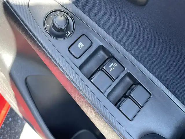 マツダ デミオ 13S 島根県 2014(平26)年 7.3万km ソウルレッドプレミアムメタリック 純正ナビ/CD/DVD/DTV/Bluetooth/ドライブレコーダー/ETC/プッシュスタート/スマートキー/スペアキー/MTモード付AT/純正15インチアルミホイール/純正フロアマット/LEDヘッドライト/衝突被害軽減システム/オートライト/アイドリングストップ/盗難防止装置