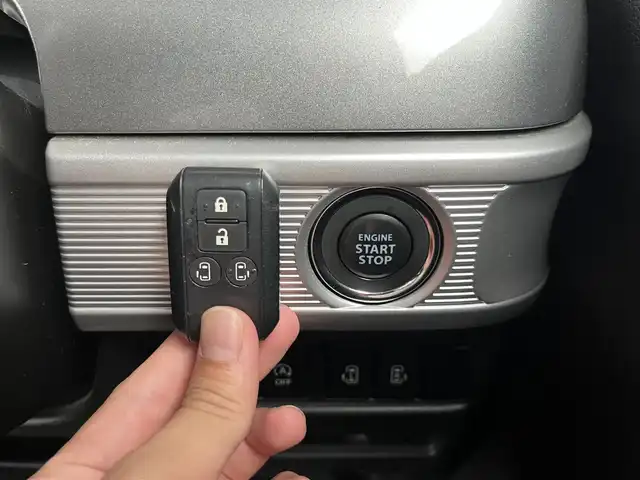 スズキ スペーシア ギア HYBRID XZ 高知県 2021(令3)年 6.7万km ブルーイッシュブラックパール3 メモリナビ/フルセグテレビ/アイドリングストップ/両側パワースライドドア/ETC/Bluetooth接続/ABS/横滑り防止装置/レーンキープアシスト/盗難防止装置/オートライト/衝突被害軽減ブレーキ/衝突安全ボディー/EBD（電子動力配分装置）/車間距離設定スイッチ/ESP