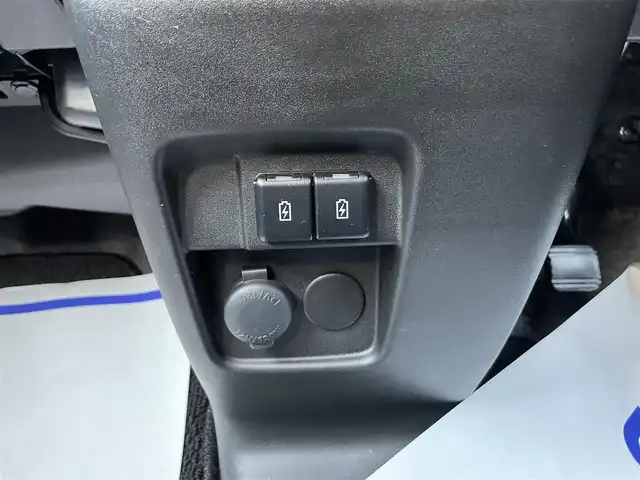 スズキ スペーシア ギア HYBRID XZ 大阪府 2021(令3)年 6.1万km ブルーイッシュブラックパール3 (株)IDOMが運営する【じしゃロン堺店】の自社ローン専用車両になります。/こちらは現金またはオートローンご利用時の価格です。自社ローンご希望の方は別途その旨お申付け下さい