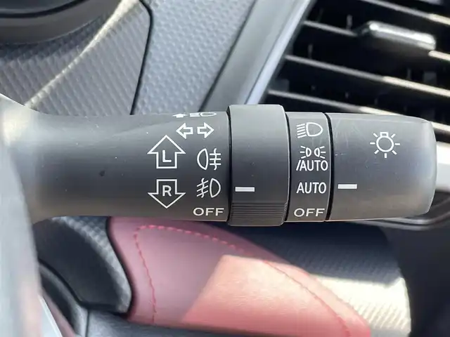 スバル フォレスター STIスポーツ 岩手県 2022(令4)年 3.8万km クリスタルホワイトP 4WD/純正ナビ/前方ドライブレコーダー/アイサイト/・プリクラッシュブレーキ/・リバースオートマチックブレーキ/・先行車発進告知/・青信号お知らせ/・レーンキープ/バックカメラ/フロントカメラ/サイドカメラ/レーダークルーズコントロール/パワーシート/シートメモリー/シートヒーター/ビルトインETC/ステアリングスイッチ/ステアリングヒーター/パドルシフト/フルセグTV/Bluetooth/CD、DVD/社外マフラー/純正マフラーあり/LEDヘッドライト/フォグランプ/オートライト/純正18インチアルミホイール/純正フロアマット