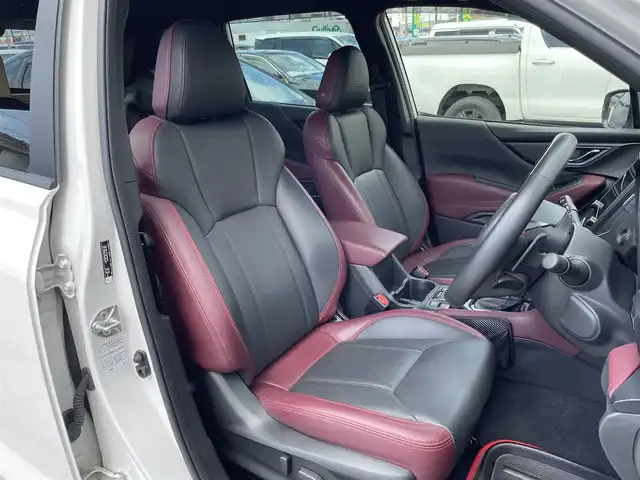 スバル フォレスター STIスポーツ 岩手県 2022(令4)年 3.8万km クリスタルホワイトP 4WD/純正ナビ/前方ドライブレコーダー/アイサイト/・プリクラッシュブレーキ/・リバースオートマチックブレーキ/・先行車発進告知/・青信号お知らせ/・レーンキープ/バックカメラ/フロントカメラ/サイドカメラ/レーダークルーズコントロール/パワーシート/シートメモリー/シートヒーター/ビルトインETC/ステアリングスイッチ/ステアリングヒーター/パドルシフト/フルセグTV/Bluetooth/CD、DVD/社外マフラー/純正マフラーあり/LEDヘッドライト/フォグランプ/オートライト/純正18インチアルミホイール/純正フロアマット