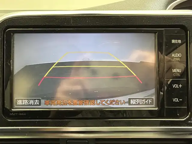 トヨタ シエンタ G 愛媛県 2016(平28)年 9.3万km ホワイトパールクリスタルシャイン ・ナビ（フルセグＴＶ・ＢＴ・ＣＤ・ＤＶＤ・ＦＭ・ＡＭ・ＳＤ）/・バックカメラ　/・前方ドラレコ　/・両側電動ドア　/・オートマチックハイビーム　/・衝突軽減ブレーキ　/・レーンキープアシスト　/・ＥＴＣ