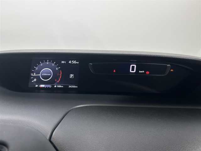 日産 セレナ ハイウェイスター プロパイロットED 大阪府 2017(平29)年 3.5万km ブリリアントホワイトパール ProPILOT 純正9incナビ(フルセグ/DVD再生/Bluetooth) バックカメラ 後席モニター ETC 両側パワースライドドア 衝突軽減 レーダークルコン クリアランスソナー ドラレコ