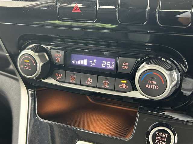 日産 セレナ ハイウェイスター プロパイロットED 大阪府 2017(平29)年 3.5万km ブリリアントホワイトパール ProPILOT 純正9incナビ(フルセグ/DVD再生/Bluetooth) バックカメラ 後席モニター ETC 両側パワースライドドア 衝突軽減 レーダークルコン クリアランスソナー ドラレコ