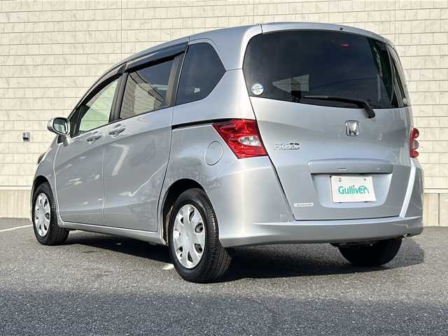 ホンダ フリード G Lパッケージ 千葉県 2008(平20)年 11.2万km アラバスターシルバーメタリック ワンオーナー/純正ナビ/バックカメラ/BlueTooth接続/CD・DVD・FM/AM/フルセグテレビ/片側パワースライドドア/イージークローザー/電動格納ミラー/クルーズコントロール/3列シート/純正アルミホイール/ETC/取扱説明書/保証書