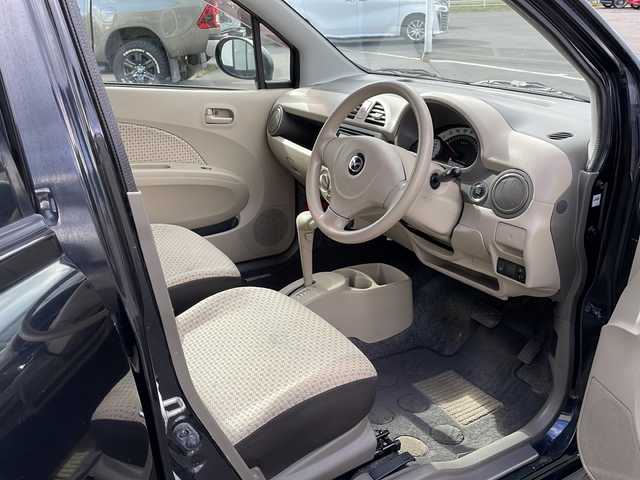 マツダ キャロル GS 4 道東・釧路十勝 2011(平23)年 10.3万km ブルーイッシュブラックパール3 ・ワンオーナー/・4WD/・社外SDナビ/【CD/DVD.ワンセグ】/・バックカメラ/・社外エンジンスターター/・運転席のみシートヒーター/・ハロゲンライト/・ヘッドライトレベライザー/・電格ミラー/・ドアバイザー/・スマートキー