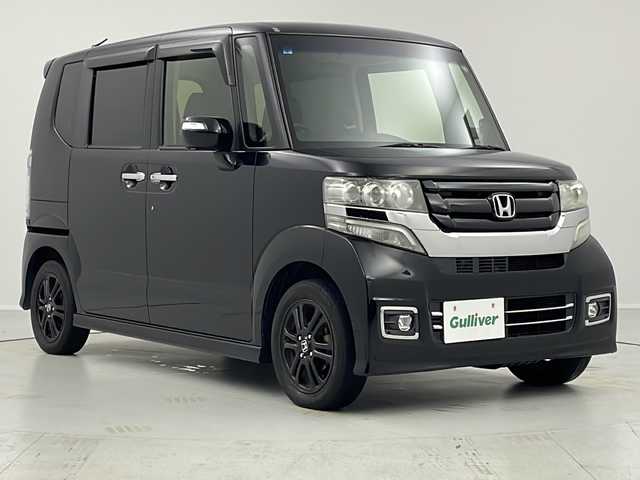 ホンダ Ｎ ＢＯＸ カスタム ターボ SSブラックSパッケージ 茨城県 2017(平29)年 6万km クリスタルブラックパール ナビ　フルセグＴＶ　バックモニター　シートヒーター　ＬＥＤライト　オートライト　ドライブレコーダー　片側電動スライドドア　ビルトインＥＴＣ　スマートキー　プッシュスタート　横滑り防止装置　禁煙車
