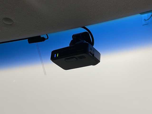 ホンダ Ｎ ＢＯＸ カスタム ターボ SSブラックSパッケージ 茨城県 2017(平29)年 6万km クリスタルブラックパール ナビ　フルセグＴＶ　バックモニター　シートヒーター　ＬＥＤライト　オートライト　ドライブレコーダー　片側電動スライドドア　ビルトインＥＴＣ　スマートキー　プッシュスタート　横滑り防止装置　禁煙車