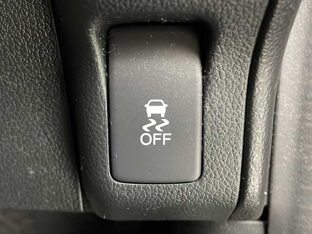 ホンダ Ｎ ＢＯＸ カスタム ターボ SSブラックSパッケージ 茨城県 2017(平29)年 6万km クリスタルブラックパール ナビ　フルセグＴＶ　バックモニター　シートヒーター　ＬＥＤライト　オートライト　ドライブレコーダー　片側電動スライドドア　ビルトインＥＴＣ　スマートキー　プッシュスタート　横滑り防止装置　禁煙車