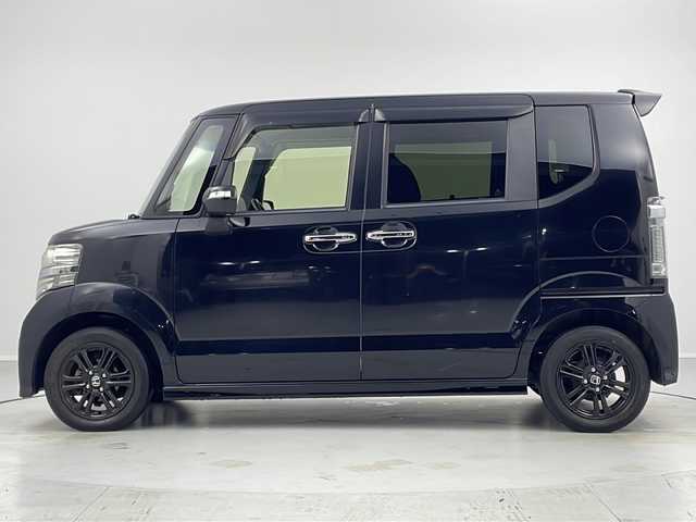 ホンダ Ｎ ＢＯＸ カスタム ターボ SSブラックSパッケージ 茨城県 2017(平29)年 6万km クリスタルブラックパール ナビ　フルセグＴＶ　バックモニター　シートヒーター　ＬＥＤライト　オートライト　ドライブレコーダー　片側電動スライドドア　ビルトインＥＴＣ　スマートキー　プッシュスタート　横滑り防止装置　禁煙車