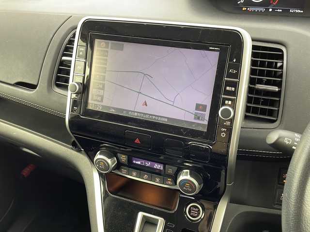 日産 セレナ ハイウェイスター プロパイロットED 愛知県 2016(平28)年 5.3万km ブリリアントホワイトパール /禁煙//純正9インチメモリナビ//AM/FM/CD/DVD/BD/SD/MSV/USB//フルセグTV//バックカメラ//ETC//前方ドライブレコーダー//純正フリップダウンモニター//プロパイロット//エマージェンシーブレーキ//車線逸脱警報//車線逸脱防止支援システム//標識検知//コーナーセンサー//両側パワースライドドア//オートLEDライト//フォグランプ//革巻きステアリング//ステアリングリモコン//電動格納ウィンカーミラー//電動パーキングブレーキ//AUTO HOLD//アイドリングストップ//ECO MODE//横滑り防止装置//純正16インチAW//プッシュスタート//スマートキー//スペアキー//ISOFIX//2列目ロールサンシェード//純正フロアマット//純正ドアバイザー//バニティミラー