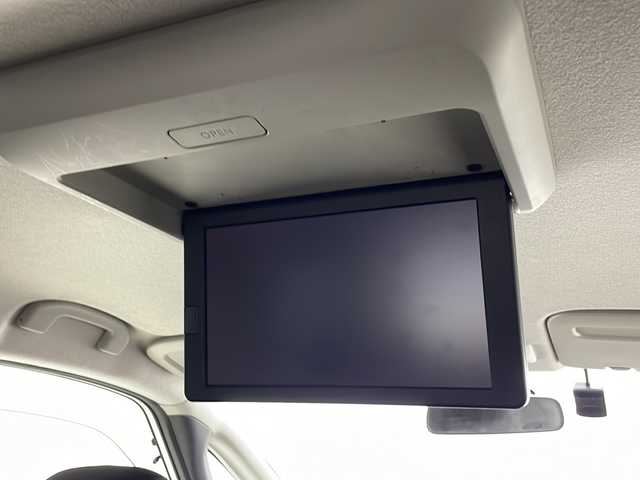 日産 セレナ ハイウェイスター プロパイロットED 愛知県 2016(平28)年 5.3万km ブリリアントホワイトパール /禁煙//純正9インチメモリナビ//AM/FM/CD/DVD/BD/SD/MSV/USB//フルセグTV//バックカメラ//ETC//前方ドライブレコーダー//純正フリップダウンモニター//プロパイロット//エマージェンシーブレーキ//車線逸脱警報//車線逸脱防止支援システム//標識検知//コーナーセンサー//両側パワースライドドア//オートLEDライト//フォグランプ//革巻きステアリング//ステアリングリモコン//電動格納ウィンカーミラー//電動パーキングブレーキ//AUTO HOLD//アイドリングストップ//ECO MODE//横滑り防止装置//純正16インチAW//プッシュスタート//スマートキー//スペアキー//ISOFIX//2列目ロールサンシェード//純正フロアマット//純正ドアバイザー//バニティミラー