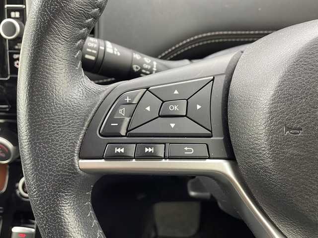 日産 セレナ ハイウェイスター プロパイロットED 愛知県 2016(平28)年 5.3万km ブリリアントホワイトパール /禁煙//純正9インチメモリナビ//AM/FM/CD/DVD/BD/SD/MSV/USB//フルセグTV//バックカメラ//ETC//前方ドライブレコーダー//純正フリップダウンモニター//プロパイロット//エマージェンシーブレーキ//車線逸脱警報//車線逸脱防止支援システム//標識検知//コーナーセンサー//両側パワースライドドア//オートLEDライト//フォグランプ//革巻きステアリング//ステアリングリモコン//電動格納ウィンカーミラー//電動パーキングブレーキ//AUTO HOLD//アイドリングストップ//ECO MODE//横滑り防止装置//純正16インチAW//プッシュスタート//スマートキー//スペアキー//ISOFIX//2列目ロールサンシェード//純正フロアマット//純正ドアバイザー//バニティミラー