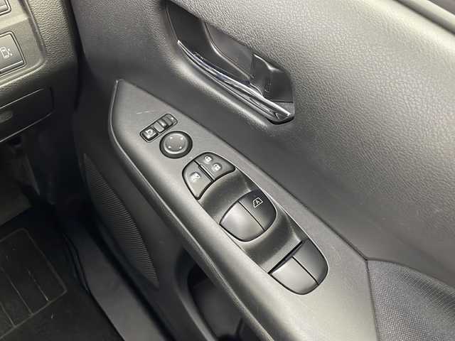 日産 セレナ ハイウェイスター プロパイロットED 愛知県 2016(平28)年 5.3万km ブリリアントホワイトパール /禁煙//純正9インチメモリナビ//AM/FM/CD/DVD/BD/SD/MSV/USB//フルセグTV//バックカメラ//ETC//前方ドライブレコーダー//純正フリップダウンモニター//プロパイロット//エマージェンシーブレーキ//車線逸脱警報//車線逸脱防止支援システム//標識検知//コーナーセンサー//両側パワースライドドア//オートLEDライト//フォグランプ//革巻きステアリング//ステアリングリモコン//電動格納ウィンカーミラー//電動パーキングブレーキ//AUTO HOLD//アイドリングストップ//ECO MODE//横滑り防止装置//純正16インチAW//プッシュスタート//スマートキー//スペアキー//ISOFIX//2列目ロールサンシェード//純正フロアマット//純正ドアバイザー//バニティミラー