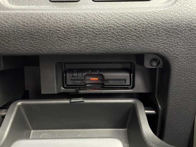 日産 セレナ ハイウェイスター プロパイロットED 愛知県 2016(平28)年 5.3万km ブリリアントホワイトパール /禁煙//純正9インチメモリナビ//AM/FM/CD/DVD/BD/SD/MSV/USB//フルセグTV//バックカメラ//ETC//前方ドライブレコーダー//純正フリップダウンモニター//プロパイロット//エマージェンシーブレーキ//車線逸脱警報//車線逸脱防止支援システム//標識検知//コーナーセンサー//両側パワースライドドア//オートLEDライト//フォグランプ//革巻きステアリング//ステアリングリモコン//電動格納ウィンカーミラー//電動パーキングブレーキ//AUTO HOLD//アイドリングストップ//ECO MODE//横滑り防止装置//純正16インチAW//プッシュスタート//スマートキー//スペアキー//ISOFIX//2列目ロールサンシェード//純正フロアマット//純正ドアバイザー//バニティミラー