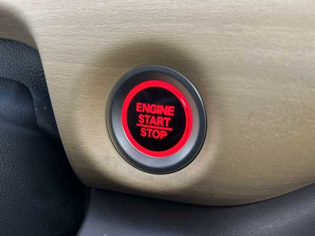 ホンダ フリード G 愛知県 2017(平29)年 3.6万km コバルトブルーパール ホンダディーラーオプションナビ/・CD/DVD/・AM/FM/・フルセグ/・Bluetooth/ビルトインETC/前側ドライブレコーダー/バックカメラ/プラズマクラスター技術搭載フルオートエアコンディショナー/ロールサンシェード/ヒーテッドドアミラー/ステアリングスイッチ/アイドリングストップ/両側パワースライドドア/純正フロアマット/純正ホイールカバー/横滑り防止装置