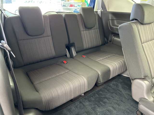 ホンダ フリード G 愛知県 2017(平29)年 3.6万km コバルトブルーパール ホンダディーラーオプションナビ/・CD/DVD/・AM/FM/・フルセグ/・Bluetooth/ビルトインETC/前側ドライブレコーダー/バックカメラ/プラズマクラスター技術搭載フルオートエアコンディショナー/ロールサンシェード/ヒーテッドドアミラー/ステアリングスイッチ/アイドリングストップ/両側パワースライドドア/純正フロアマット/純正ホイールカバー/横滑り防止装置