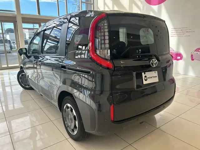 トヨタ シエンタ Z 埼玉県 2023(令5)年 2.2万km ダークグレー トヨタセーフティセンス/10.5インチディスプレイオーディオPlus/　　BT/USB/フルセグ/MiraCast/バックカメラ/レーダークルーズコントロール/両側パワースライドドア/ブラインドスポットモニター/コーナーセンサー/ステアリングスイッチ/スマートキー2本/ビルトインETC2.0